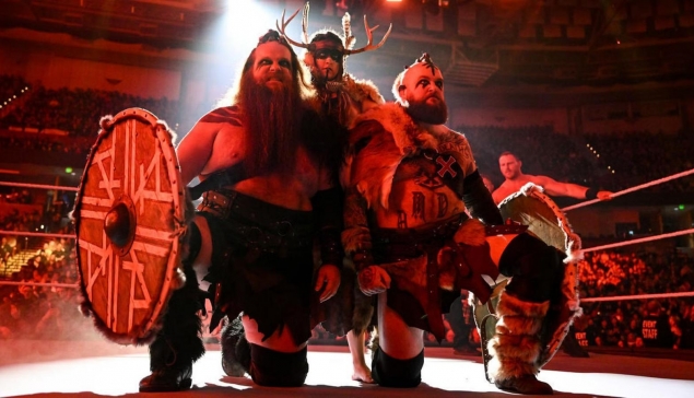 Ivar explique les origines des Viking Raiders
