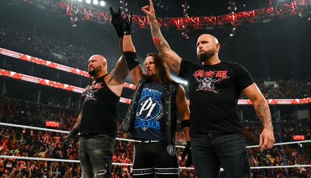 Karl Anderson et Luke Gallows retrouvent AJ Styles