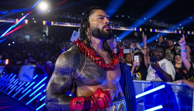 Quelle était l'idée initiale de la WWE pour Roman Reigns au Royal Rumble 2024 ?