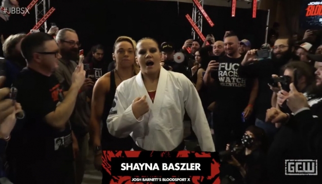Shayna Baszler gagne son match à Bloodsport X